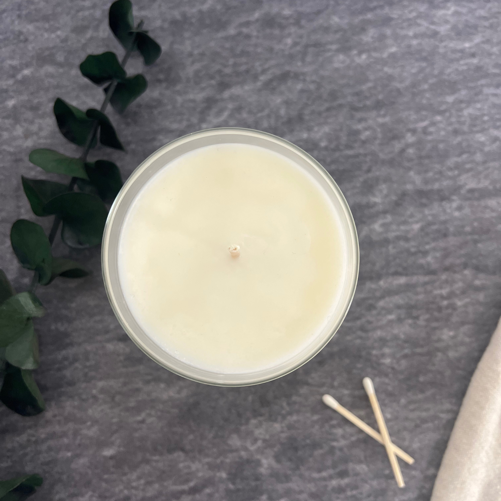 smooth white candle top