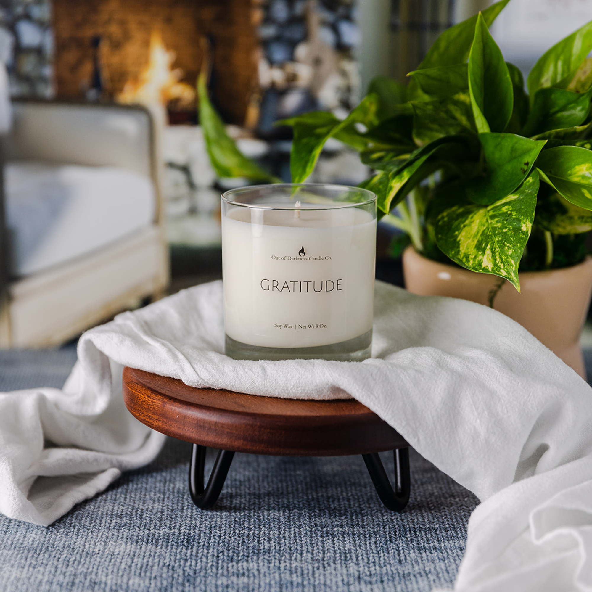 Gratitude Soy Minimalist Candle – outofdarknesscandleco